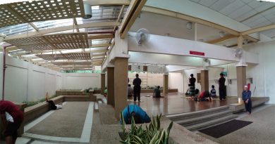 Kenapa tidak solat jemaah di RnR & tempat awam ? Kenapa tidak solat jemaah di RnR & tempat awam ?
